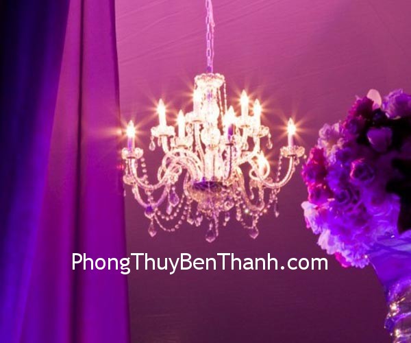 den den Biểu tượng tình yêu không nhất thiết phải là biểu tượng của Hồng Kông. Bất cứ biểu tượng nào gợi nên tình yêu...