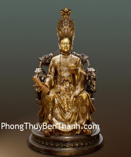 tay-vuong-mau tay vuong mau Nữ hoàng tượng trưng cho tinh thần của bà chủ gia đình