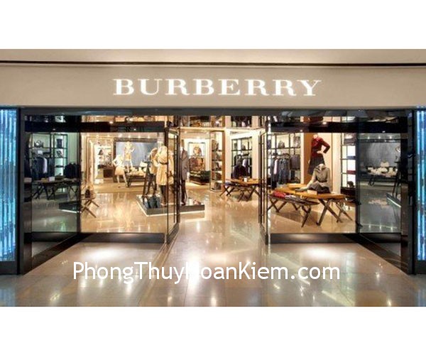 huyen quan Mọi cửa hàng đều cần thiết huyên quan không?
