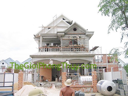 Cách mượn tuổi làm nhà theo phong thủy
