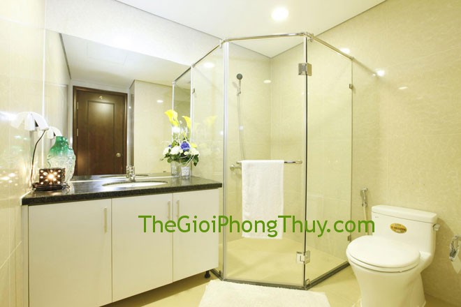 Cách hóa giải sát khí cho phòng vệ sinh