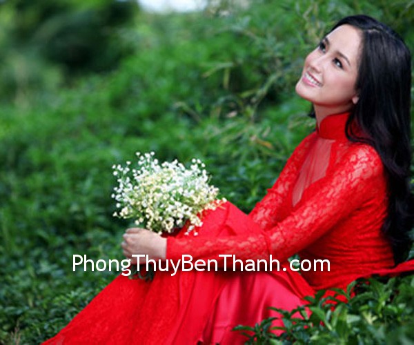 ao dai cho ngay cuoi Mặc áo cưới màu đỏ để tăng cường năng lượng dương