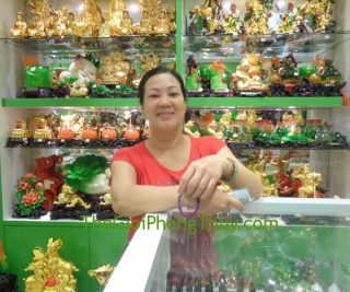 Chị Ngân - Khách hàng mua chuỗi thạch anh tím FS6132-F2-857