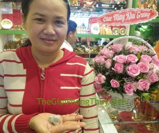 Chị Phan Thanh Phượng - Khách hàng sở hữu Tỳ Hưu đá quý may mắn FS689