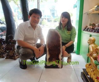 Anh Thành - Khách hàng mua hanh thạch anh vàng FH092-75899