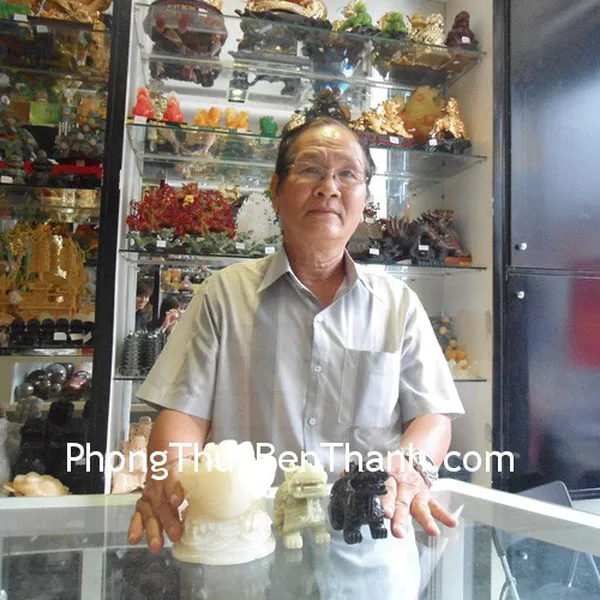 Chú Tuấn - khách hàng mua Tỳ hưu Bắc Kinh xanh BKX-S và Thiềm thừ Cẩm thạch CTT-M
