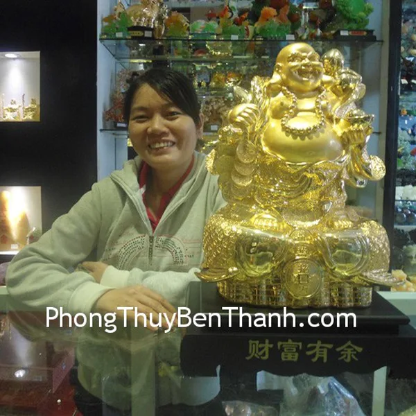 Chị Bạch - khách hàng mua Phật hòa khí sanh tài E317