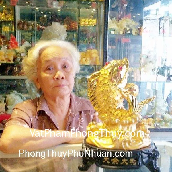 Cô Phụng - Khách hàng mua Cá chép vàng Y158