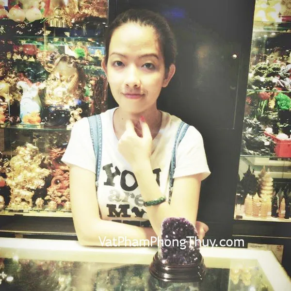 Chị Quyên - Khách hàng mua Vòng ngọc Myanmar VM103 và Bông Thạch anh tím H089