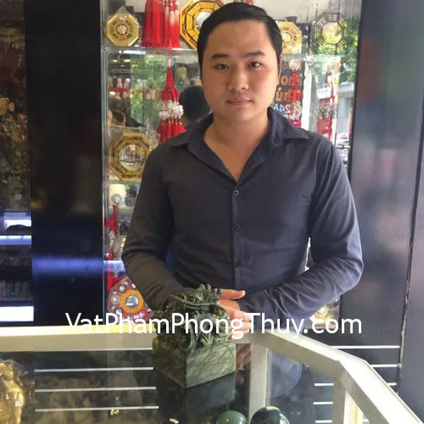 Anh Nam- khách hàng mua ấn rồng đá Ngọc Đông Linh M056