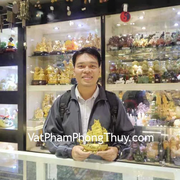 Anh Long - khách hàng mua Thuyền buồm đồng D133