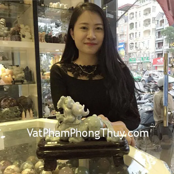 Chị Bích - khách hàng mua tỳ hưu ngọc Phỉ thúy ND119-1