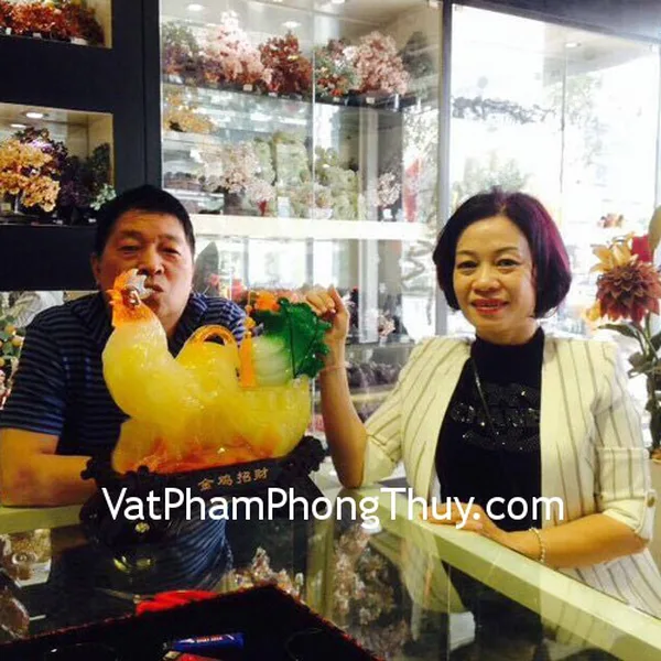 Anh Thu - khách hàng  mua gà ngọc kéo xe tiền G053A