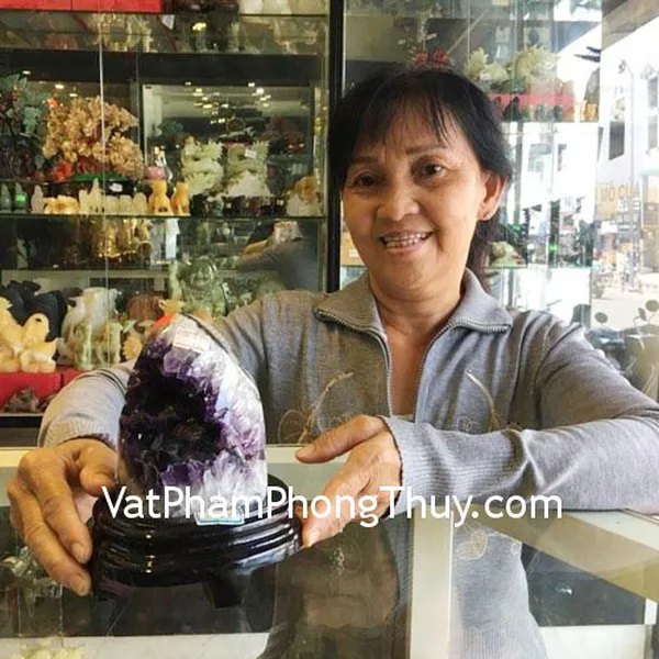 Mẹ của Anh Huy - Khách hàng mua Bông thạch anh tím H089