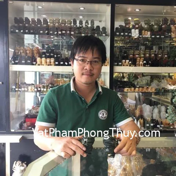 Anh Tuấn Anh - khách hàng mua tỳ hưu đá lam ngọc GM016