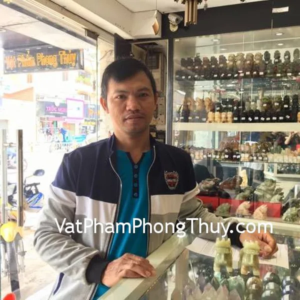 Chị Thoa - khách hàng mua tỳ hưu bắc kinh xanh BKX-S
