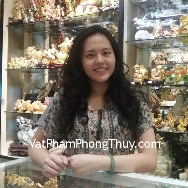 Chị Thoa - khách hàng mua chuỗi ngọc đông linh hạt vát S6466