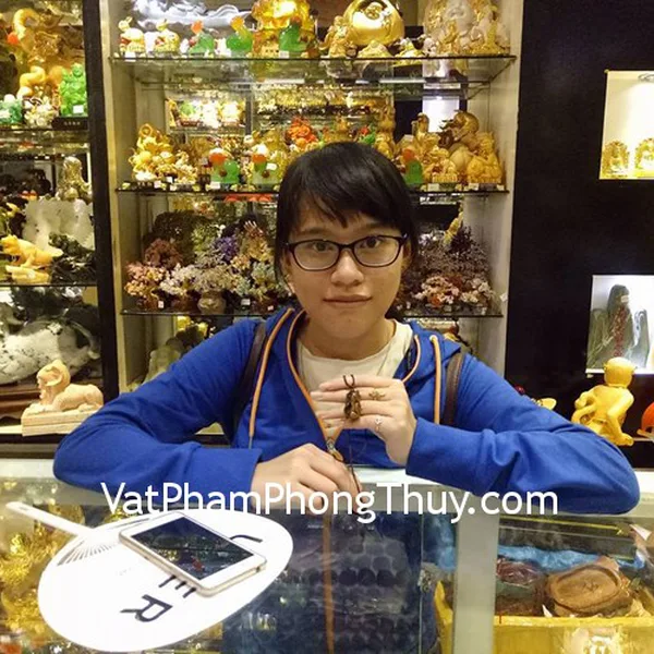 Chị Thảo - khách hàng mua mặt đeo Hồ ly đá mắt mèo S6347