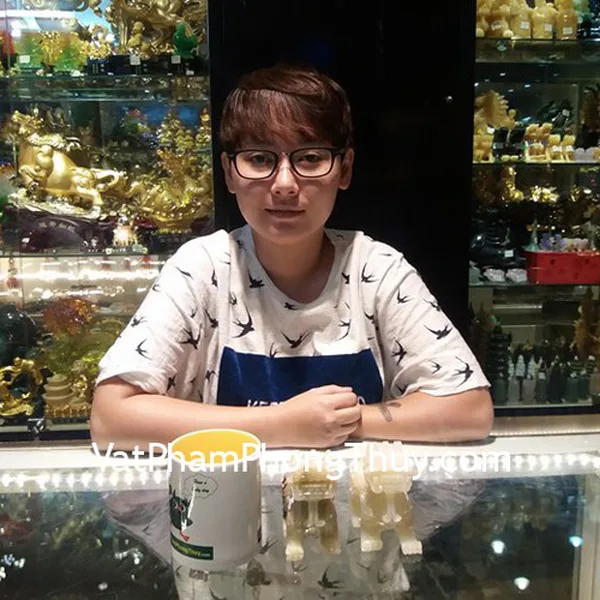 Chị Trâm - Khách hàng mua Tỳ hưu bắc kinh xanh chuẩn BKX-S