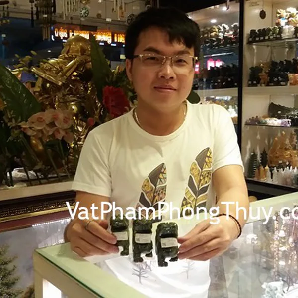Anh Quảng - khách hàng mua Tỳ hưu lam ngọc GM017