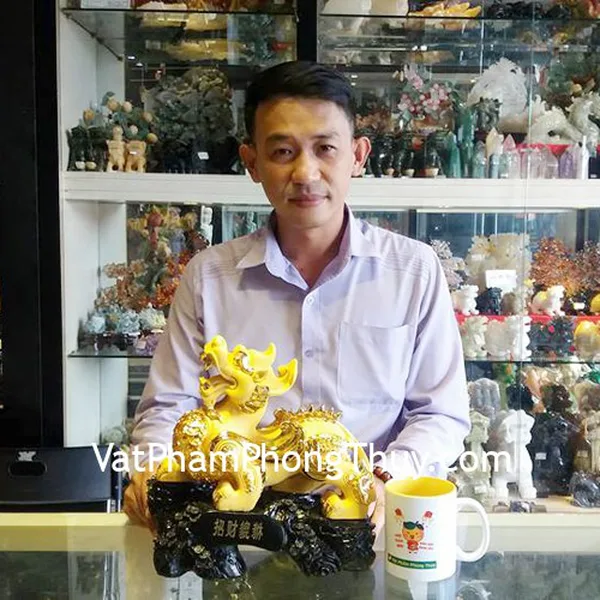 Anh Vinh - khách hàng mua Tỳ hưu kim sa C045A