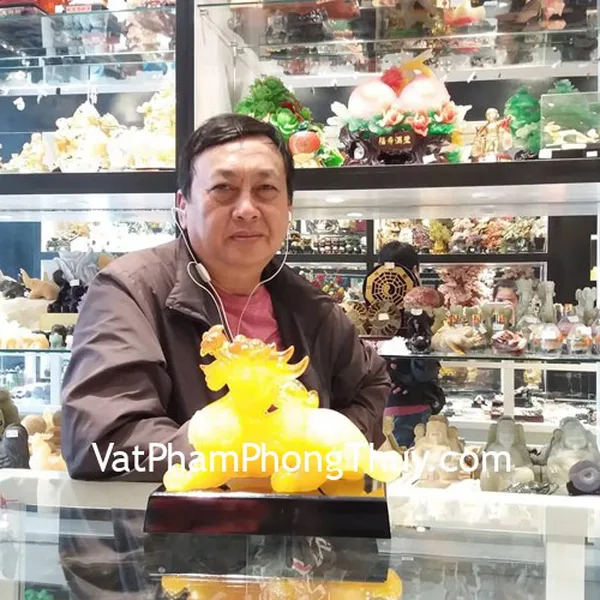 Chú Quang - khách hàng mua tỳ hưu lưu ly C047A