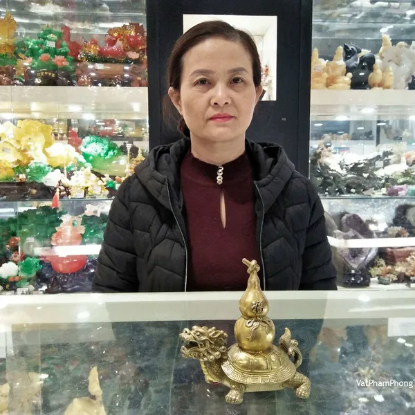 Cô Thảo - Khách hàng mua Rùa đầu rồng đồng cõng hồ lô đồng D289.