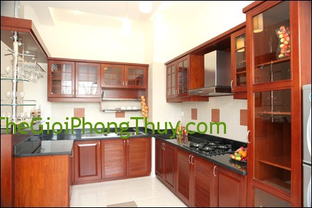 Nhà bếp đặt ở bên phải của cửa chính dễ gây ra bất hòa