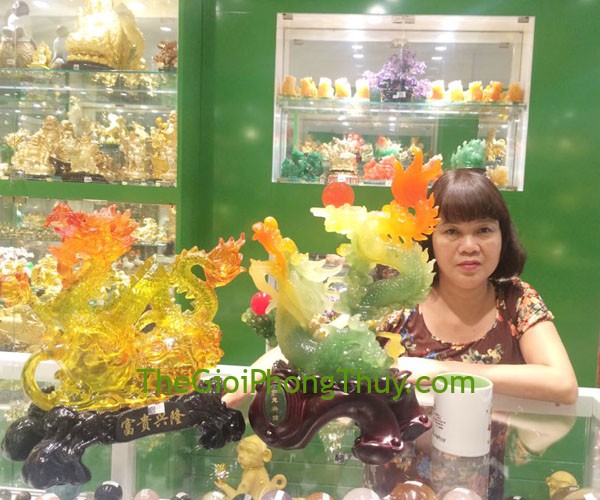 Chị Lan-Khách hàng mua Rồng xanh cuộn may ôm châu - như ý hưng long FK161M và Rồng lưu ly xanh vàng trên hồ lô - Phú quý hưng long FG087A