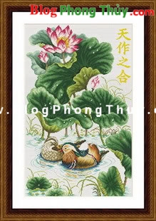 Treo tranh uyên ương trong phòng ngủ. tranh uyen uong Treo tranh uyên ương trong phòng ngủ.