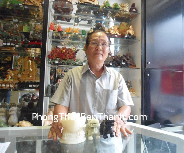 Chú Tuấn - khách hàng mua Tỳ hưu Bắc Kinh xanh BKX-S và Thiềm thừ Cẩm thạch CTT-M