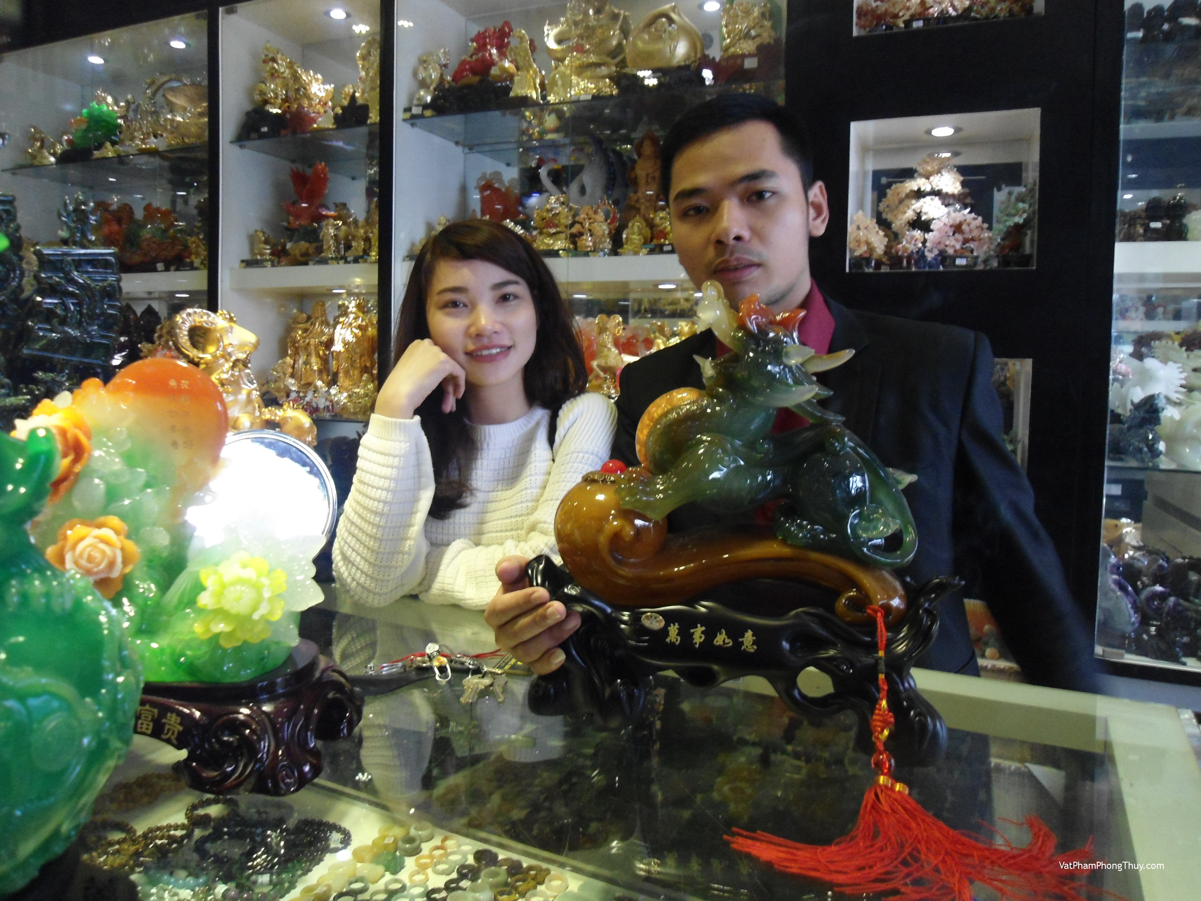 Anh Tùng - khách hàng mua tỳ hưu H145G