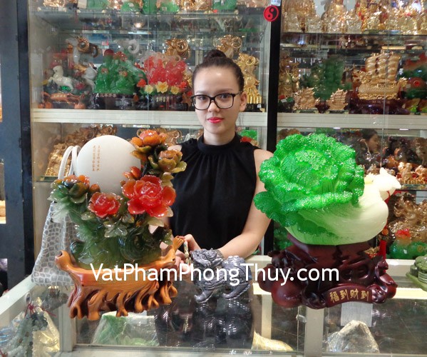 Chị Ngọc - khách hàng mua Bắp cải trên chữ phước H192G, Mẫu đơn trăng trắng ngọc H222G, Tỳ hưu Bắc Kinh đen BKD-M
