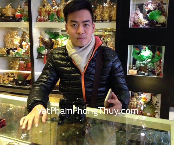 Anh Mạnh - khách hàng mua tỳ hưu đá hắc ngà DT157