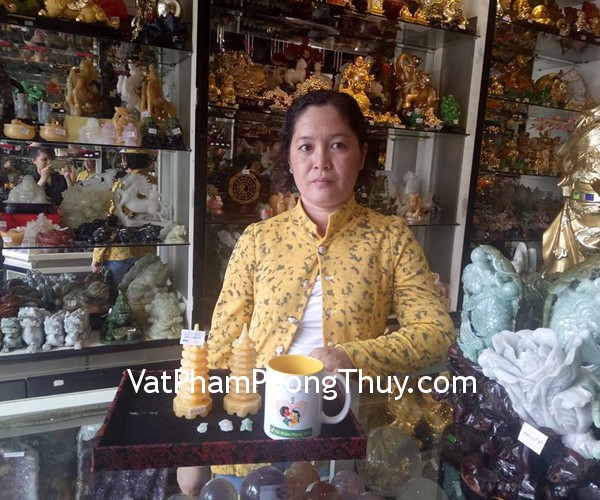 Chị Anh Thư - khách hàng mua tháp văn xương hoàng long 7 tầng + 9 tầng, ve ngọc myanmar vân xanh nhạt S6325, ve ngọc myanmar xanh đậm S6497 và hồ lô ngọc S6500
