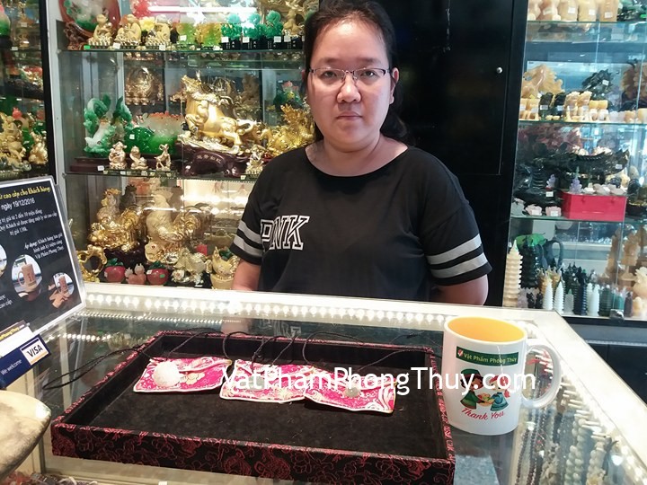 Chị Phương - Khách mua Phật bản mệnh phỉ thúy trung tuổi Tý S6507-1 và Phật di lạc Myanmar S6321