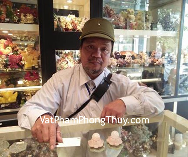 Chú Hà - khách hàng mua tượng sen hồng H081