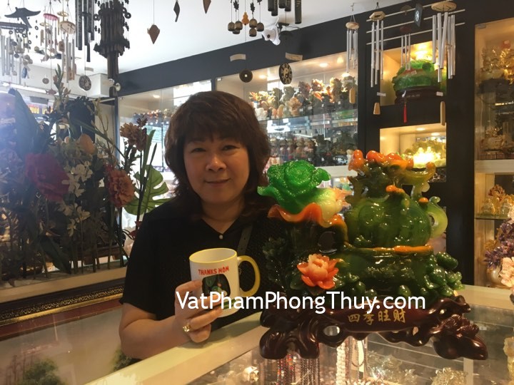 Chị Phương - khách hàng mua tượng Tỳ Hưu bắp cải xanh K123M