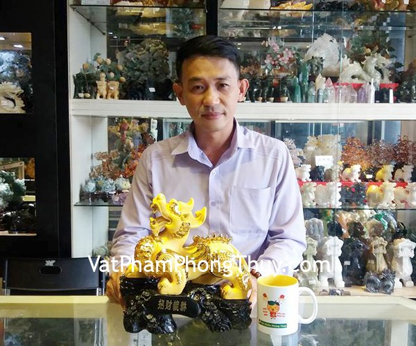 Anh Vinh - khách hàng mua Tỳ hưu kim sa C045A