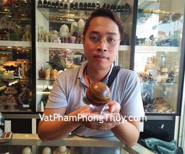 Anh Minh - khách hàng mua quả cầu đá mắt mèo M183