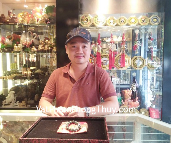 Anh Quang - Khách hàng mua Vòng phỉ thúy xanh đậm trơn 14 li S6676,Nhẫn mã não đen bản tròn nhỏ S6468