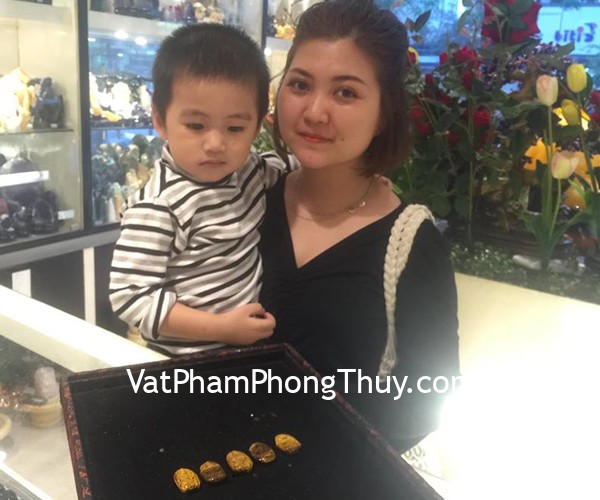 Chị Hương - khách hàng mua phật bản mệnh đá mắt mèo S6484