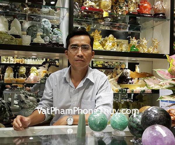 Anh An - khách hàng mua quả cầu dạ quang xanh GM144-7244 và trụ ngọc đông linh H052-1991