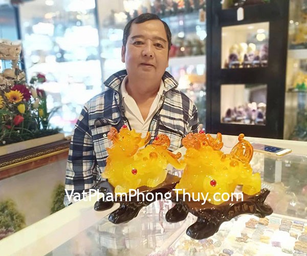 Chú Kiệt-khách hàng mua Cặp tỳ hưu đầu cam mình vàng ngọc đuôi như ý đế gỗ LN053
